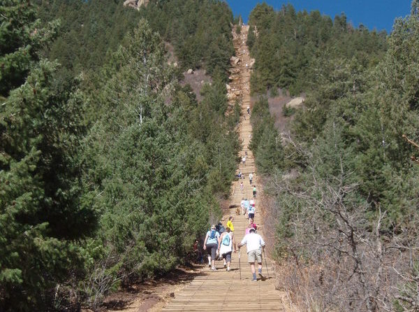 manitou-incline2.jpg